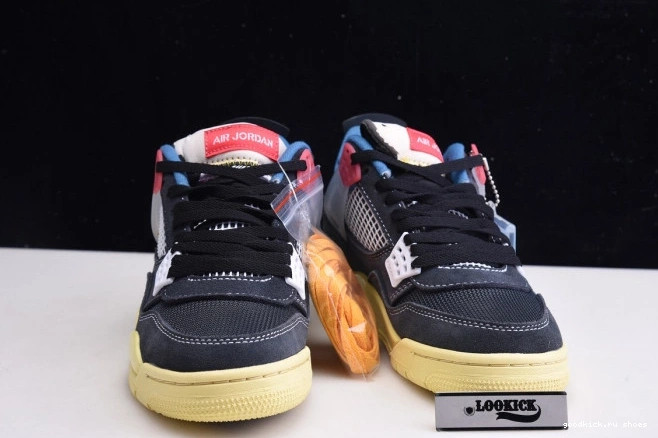 4 NOIR AIR DC9533-001 RETRO OFF UNION JORDAN 0725